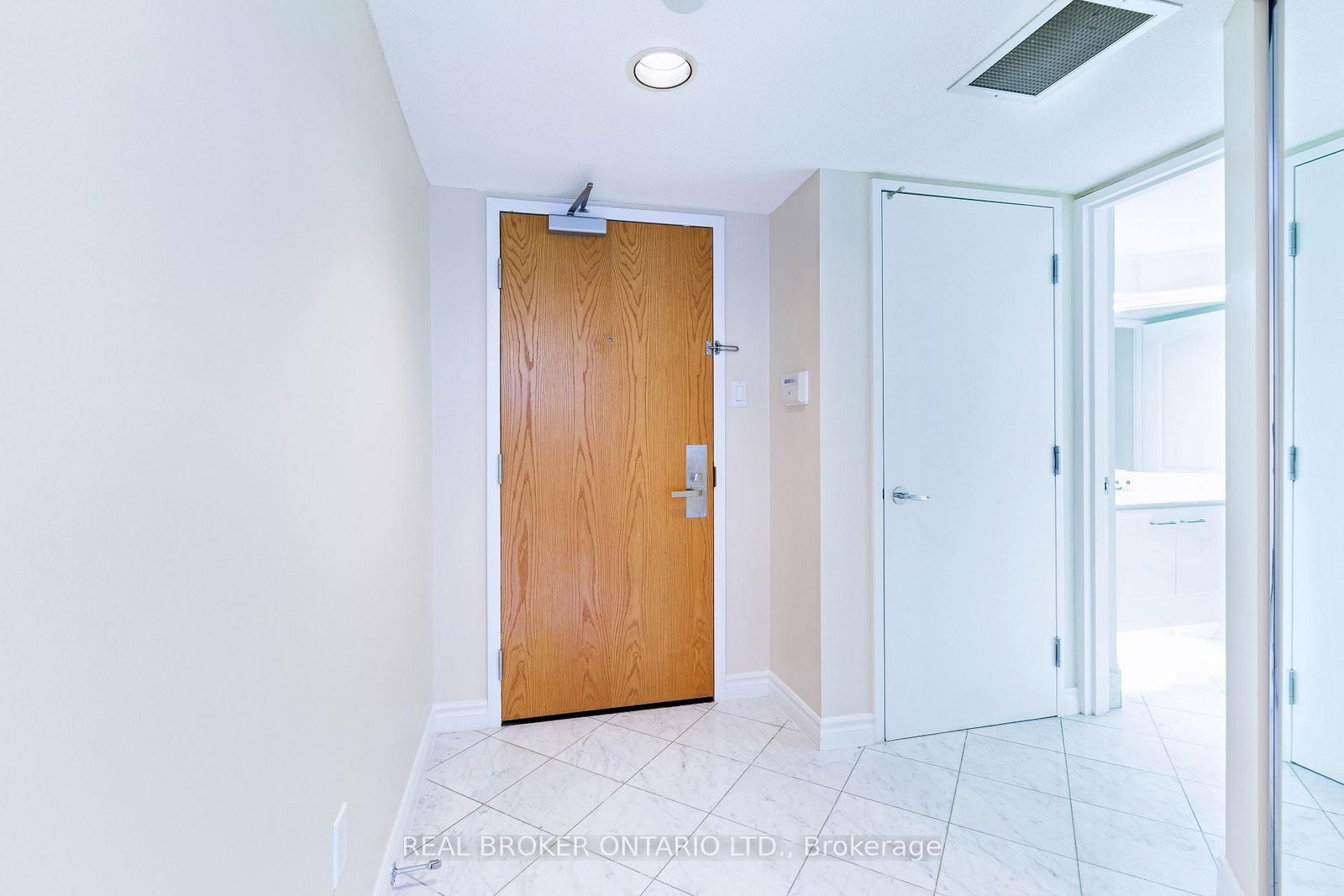 38 Elm Street, Unit 1110 - Photo 4