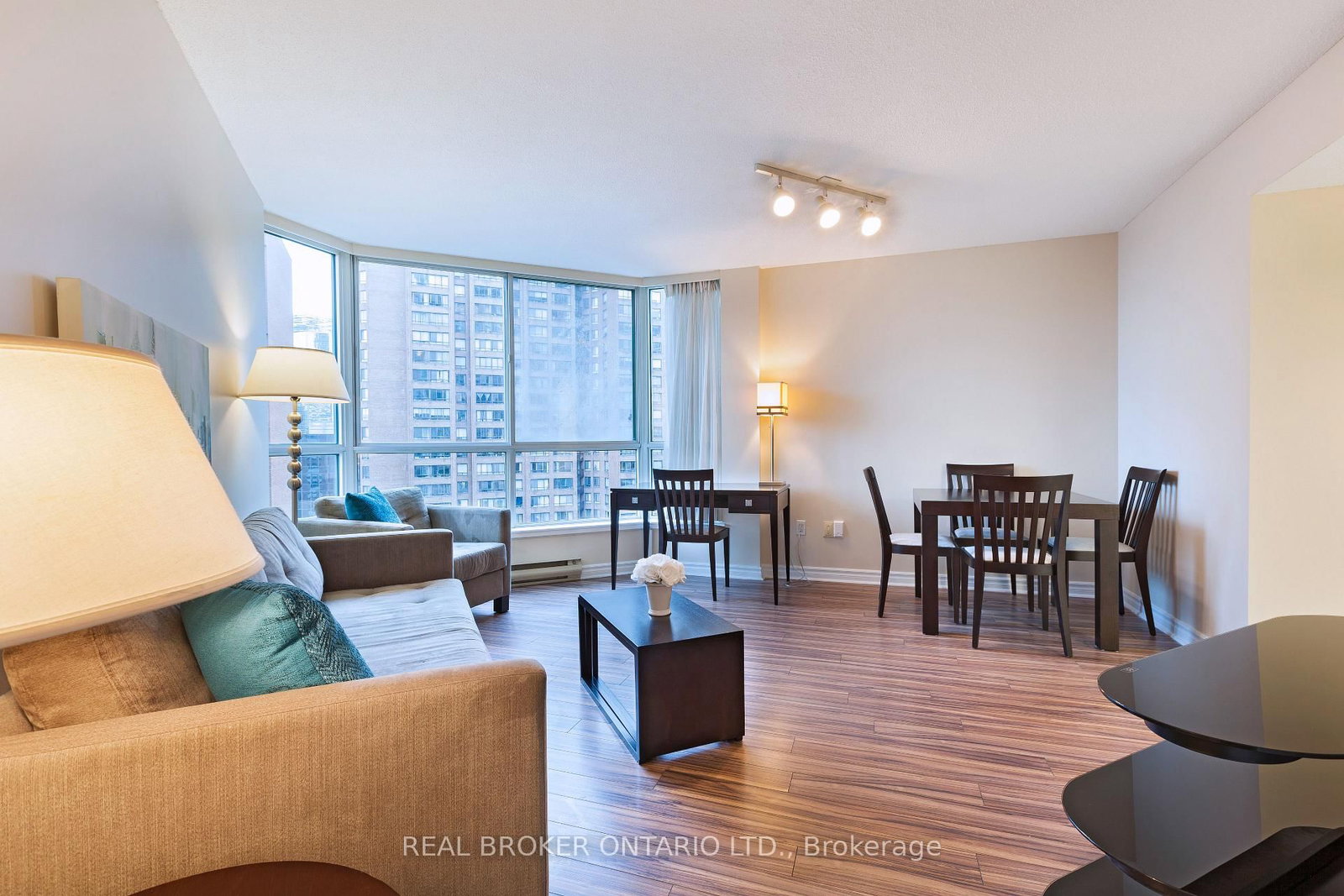 38 Elm Street, Unit 1110 - Photo 8