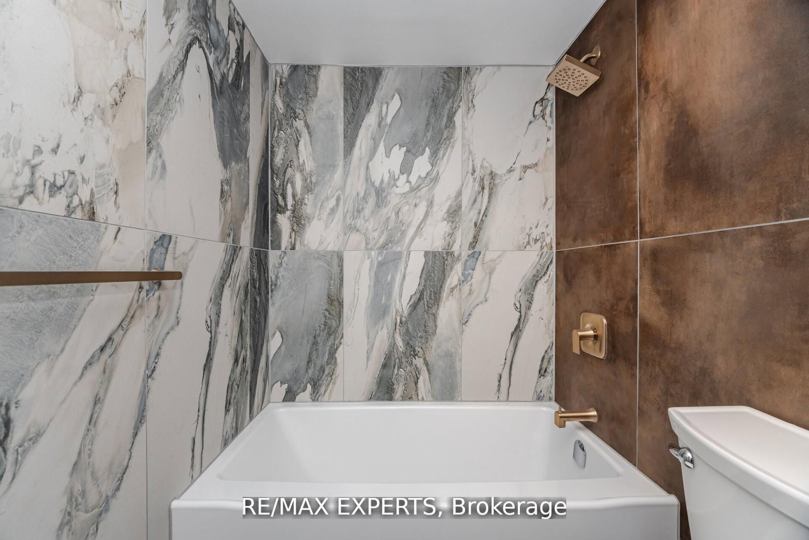 10 Parkway Forest Drive, Unit 306 - Photo 36