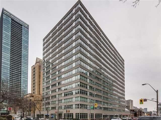 71 Charles Street E, Unit Ph1605