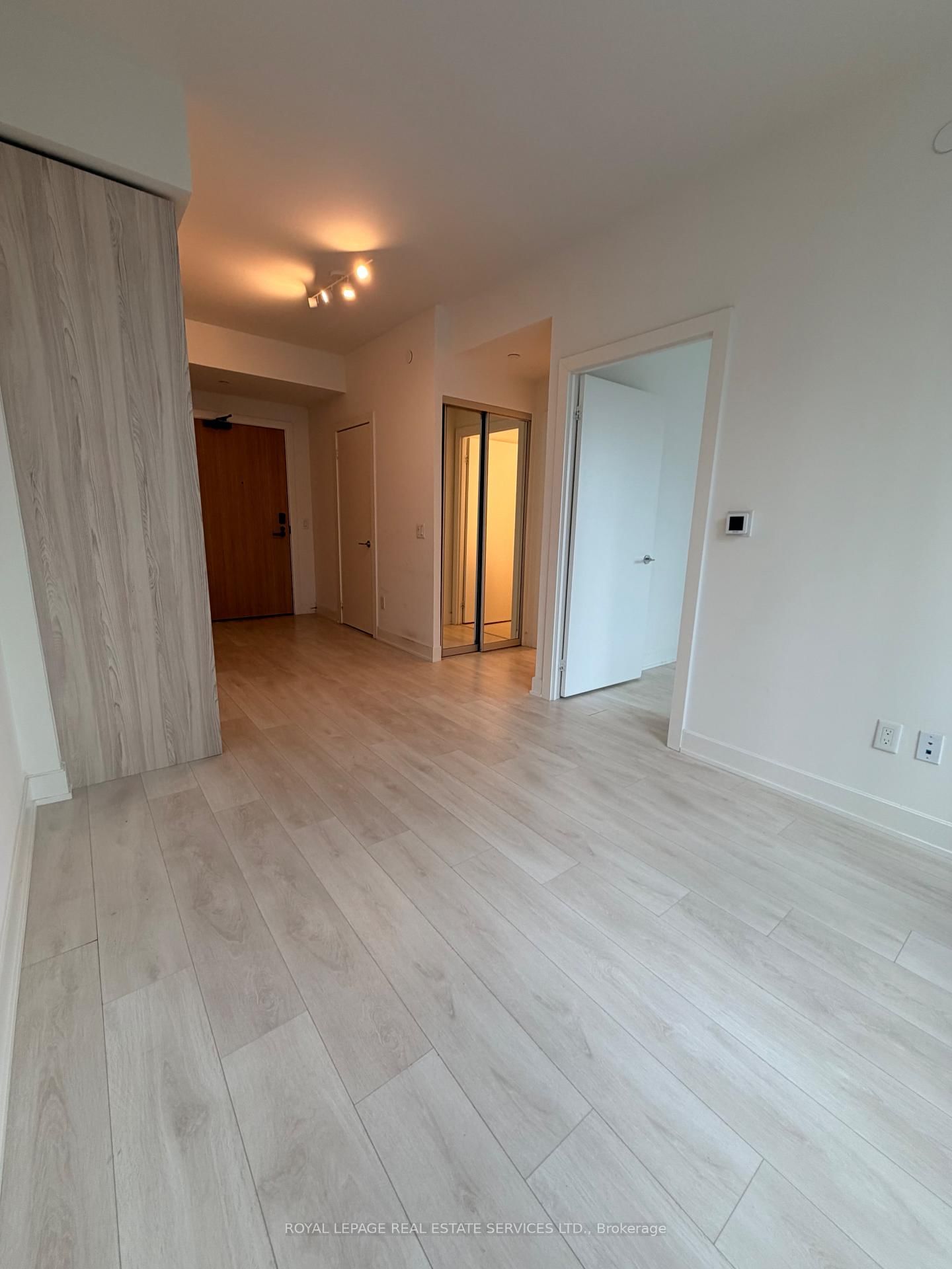 15 Mercer Street, Unit 2803 - Photo 8