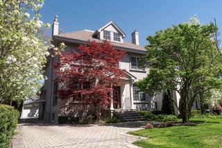 118 Strathallan Boulevard
