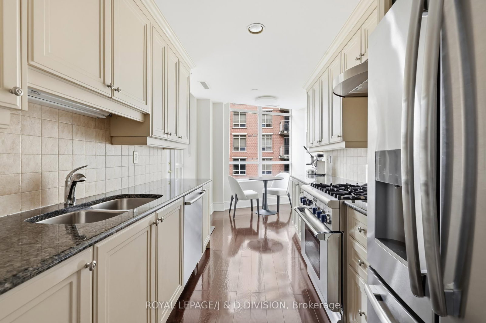 55 Delisle Avenue, Unit 401 - Photo 12