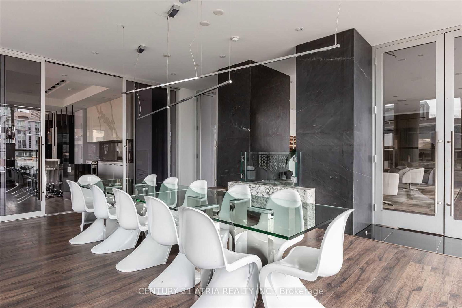 290 Adelaide Street W, Unit 1303 - Photo 18