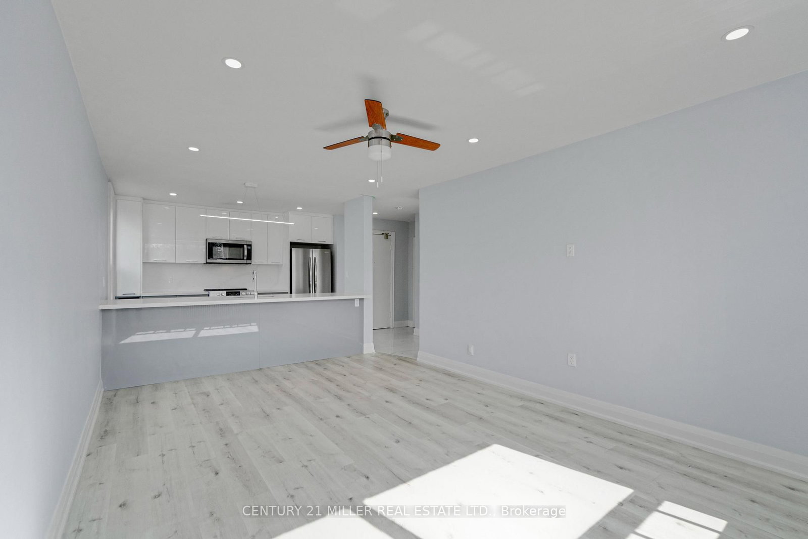 6 Saranac Boulevard, Unit 22 - Photo 7