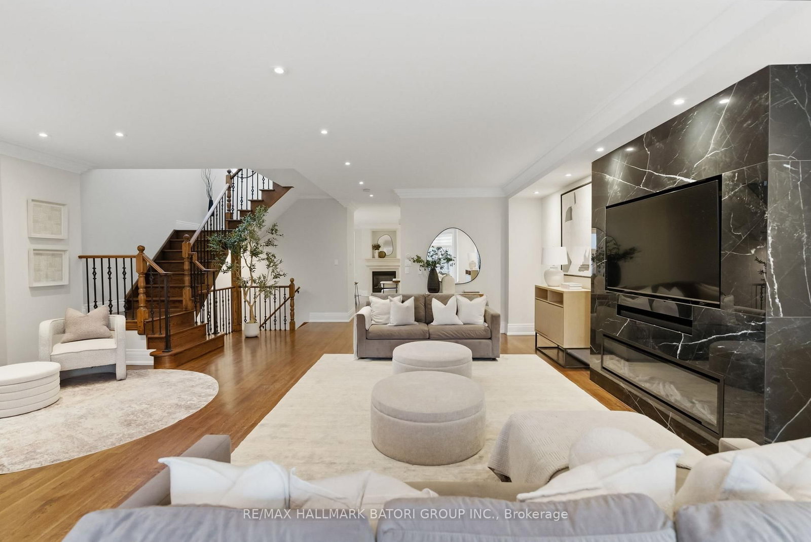 137 Latimer Avenue - Photo 3