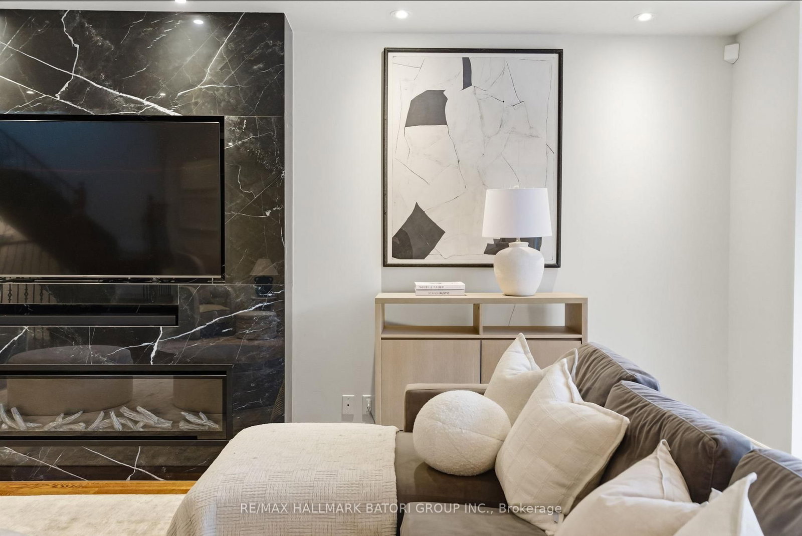 137 Latimer Avenue - Photo 5