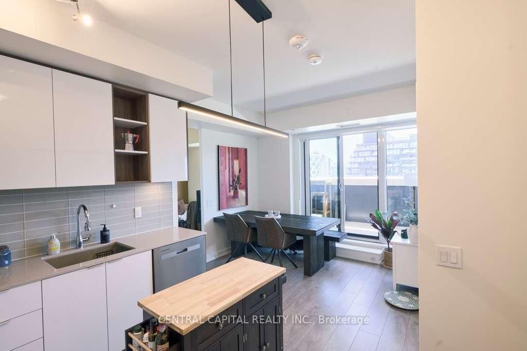 543 Richmond Street W, Unit 1109