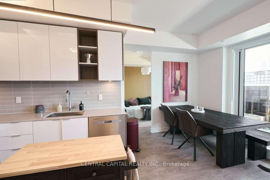 543 Richmond Street W, Unit 1109 - Photo 5
