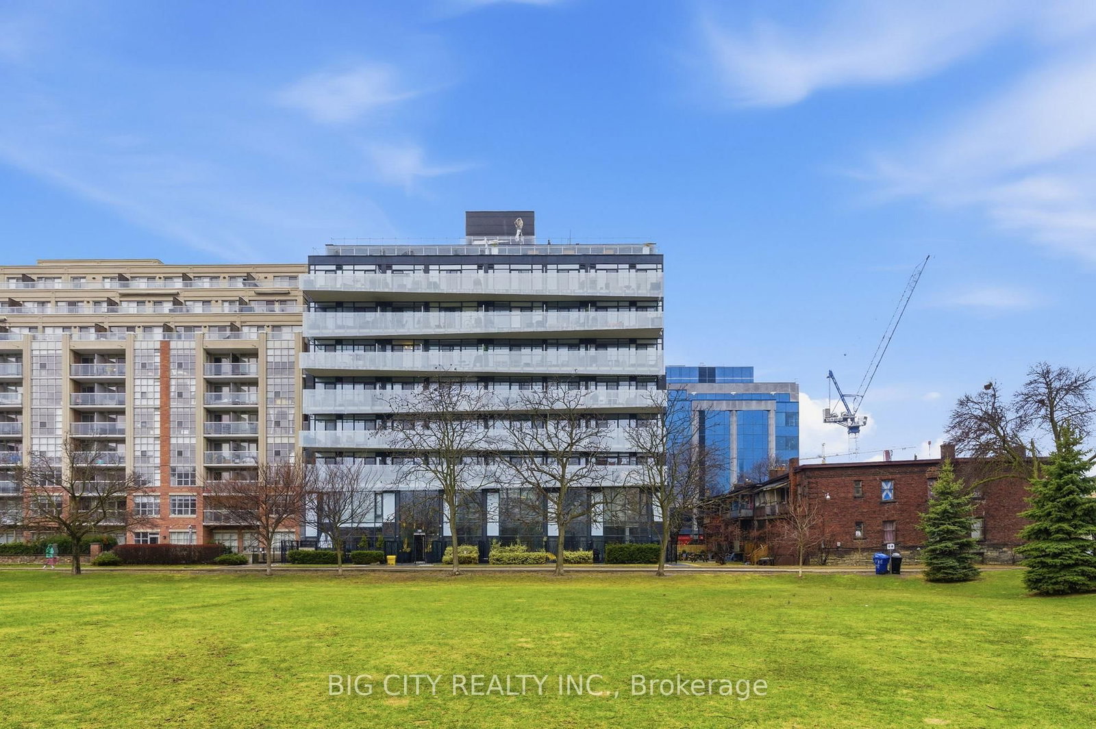 25 Stafford Street, Unit 502 - Photo 32