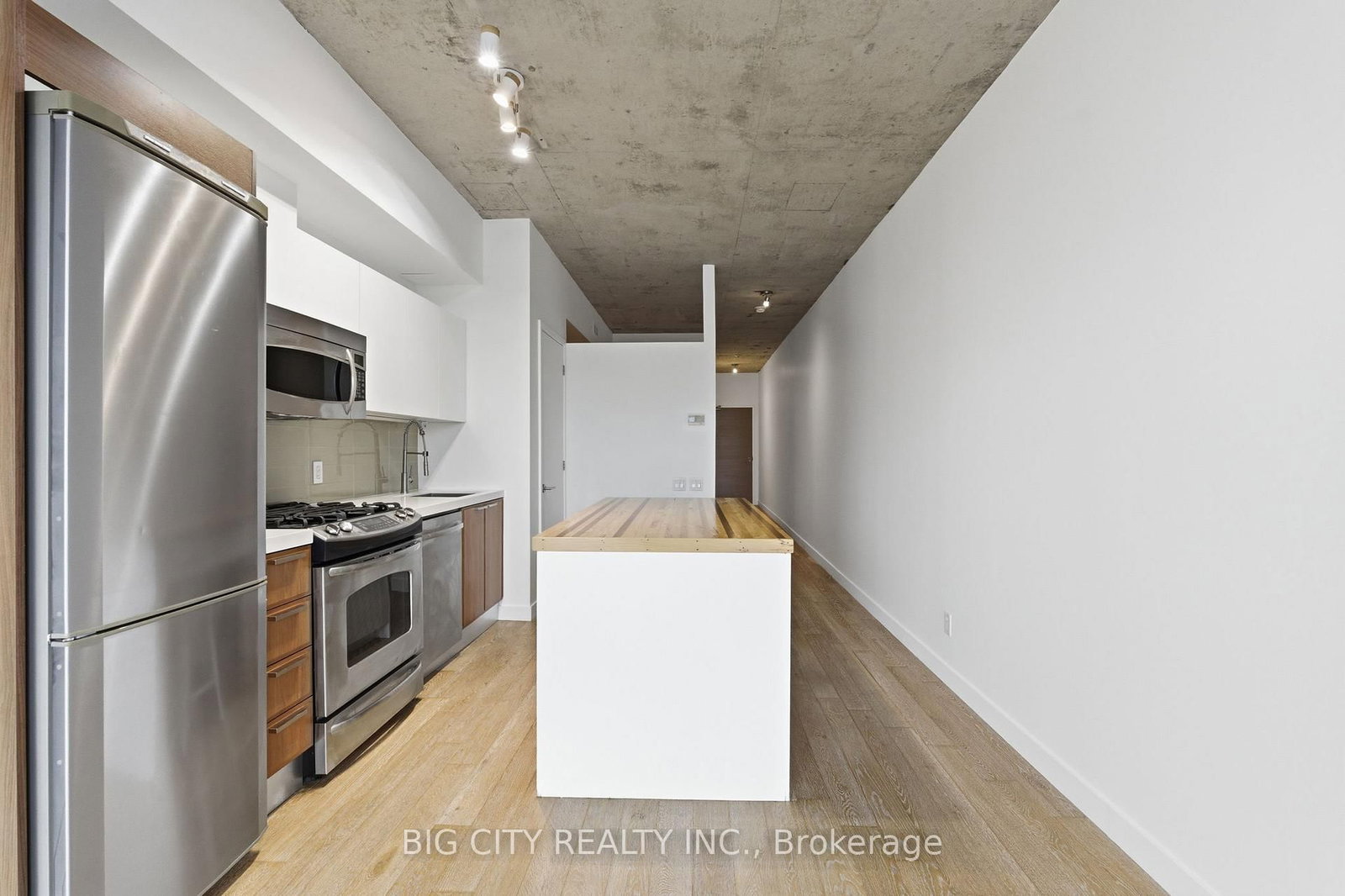 25 Stafford Street, Unit 502 - Photo 9