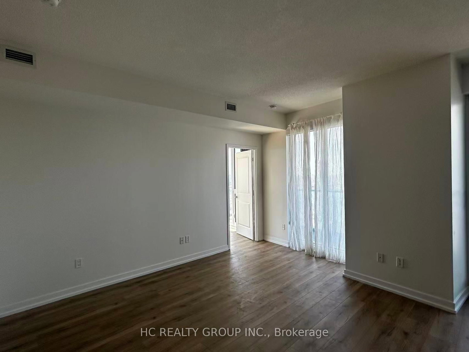 117 Mcmahon Drive, Unit 3803 - Photo 7