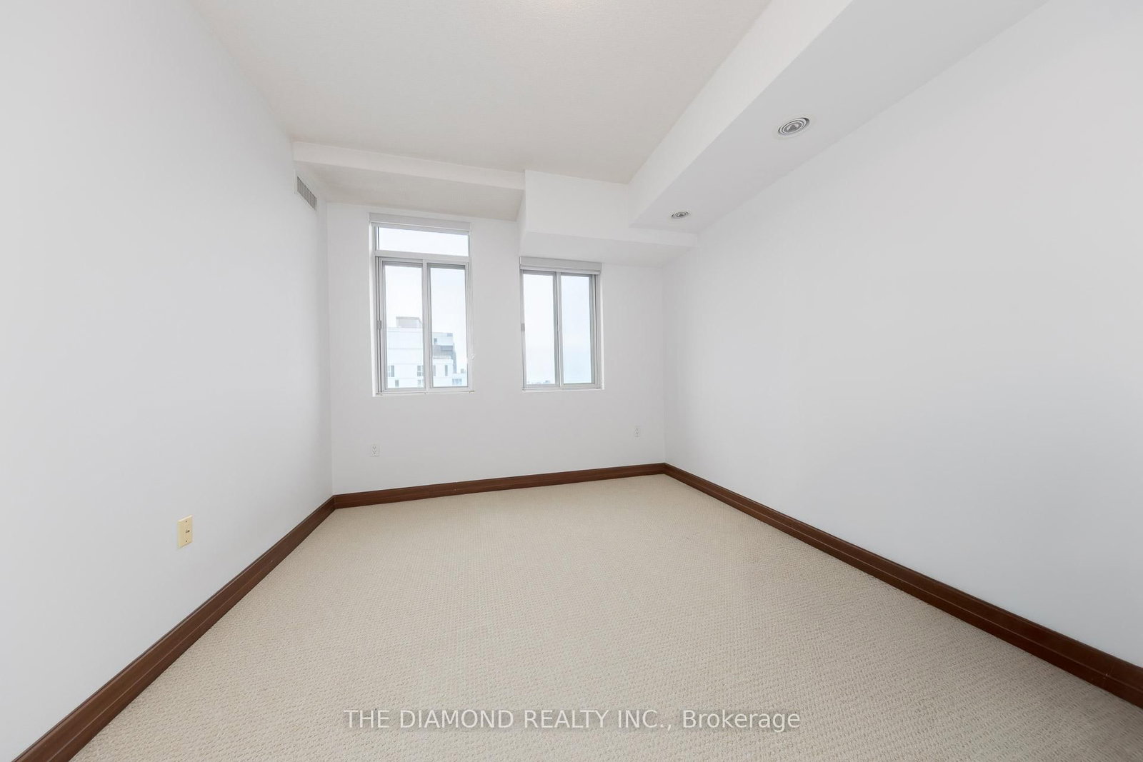 15 Maplewood Avenue, Unit PH 5 - Photo 14