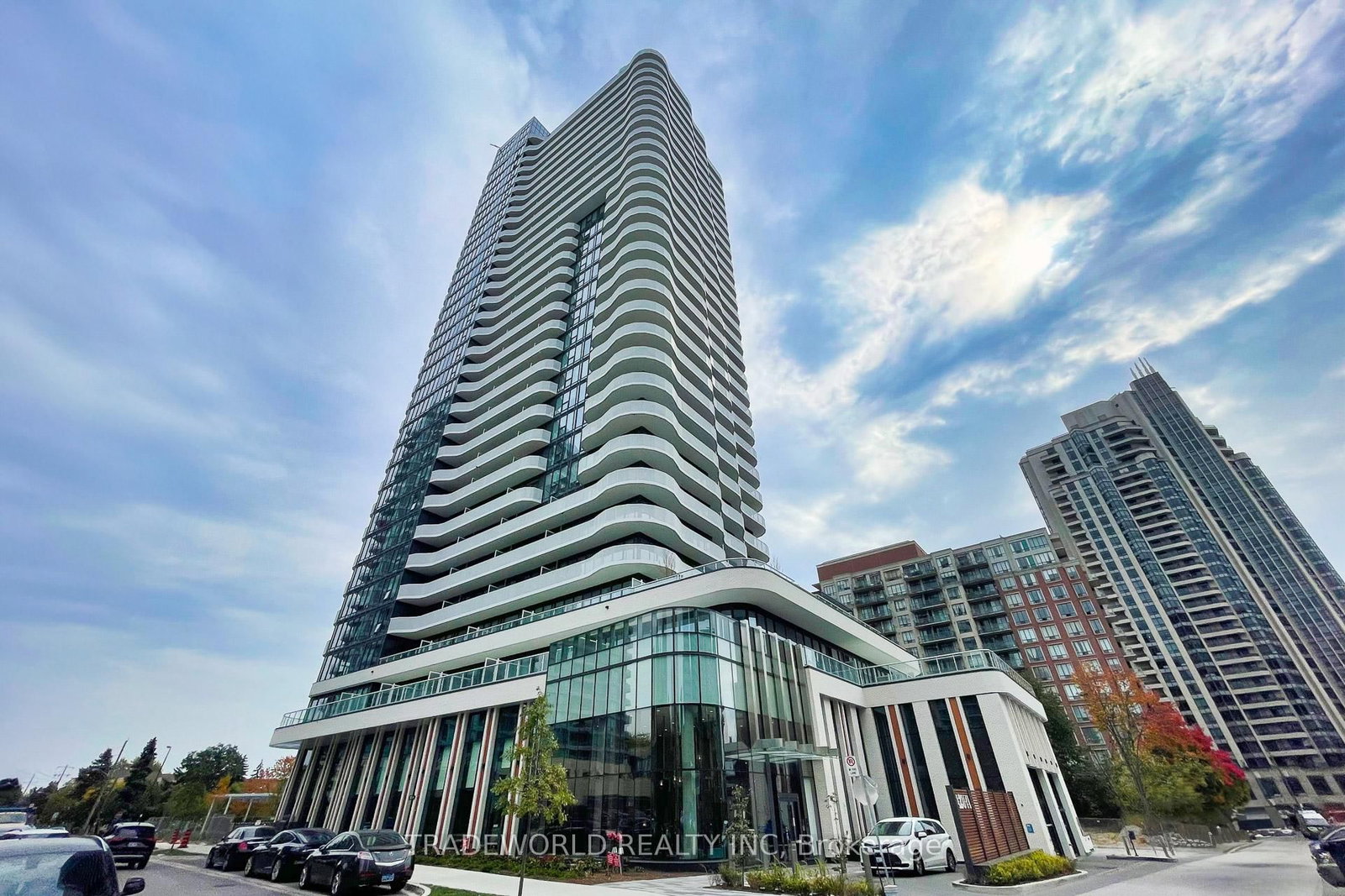 15 Holmes Avenue, Unit 1806