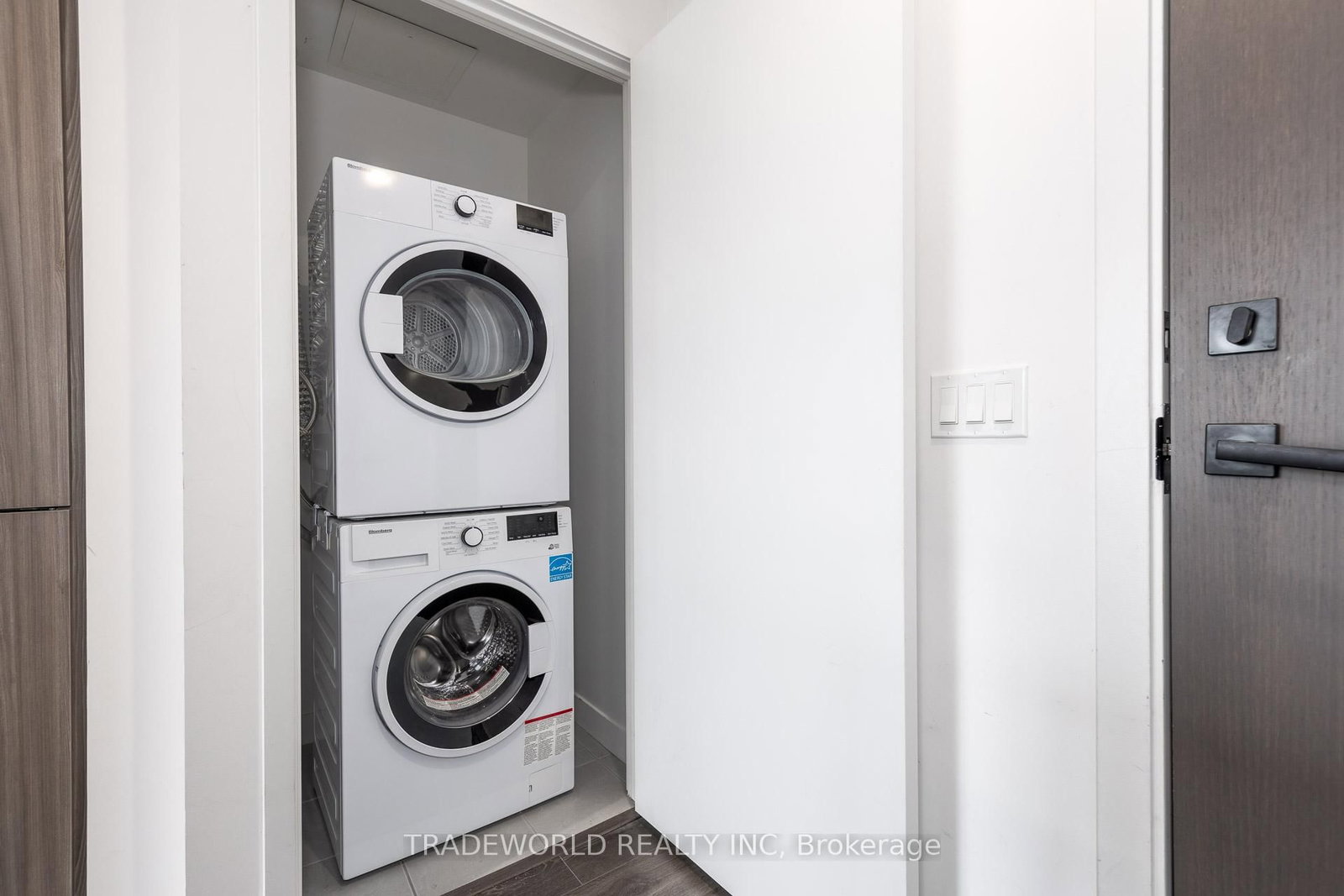 15 Holmes Avenue, Unit 1806 - Photo 16