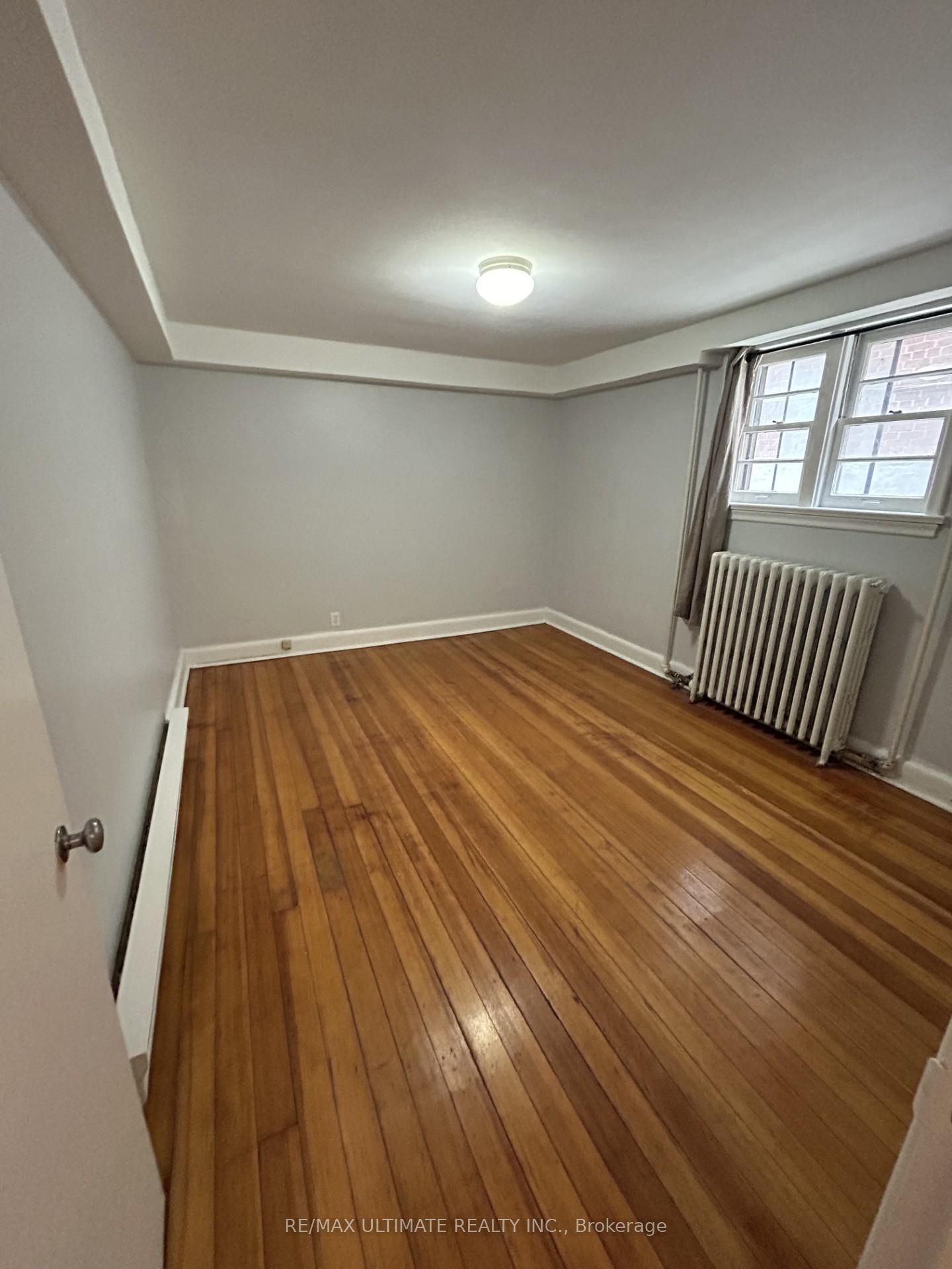 19 Castlefield Avenue, Unit 1 - Photo 3