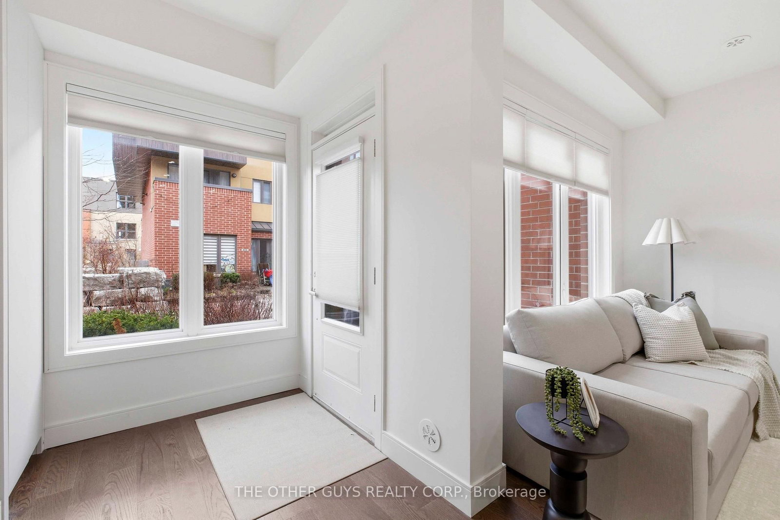 Townhouse for sale at 18-9R Clintwood Gate, Toronto, Ontario, M3A 0A8 - Parkwoods-Donalda - MLS: C13058688