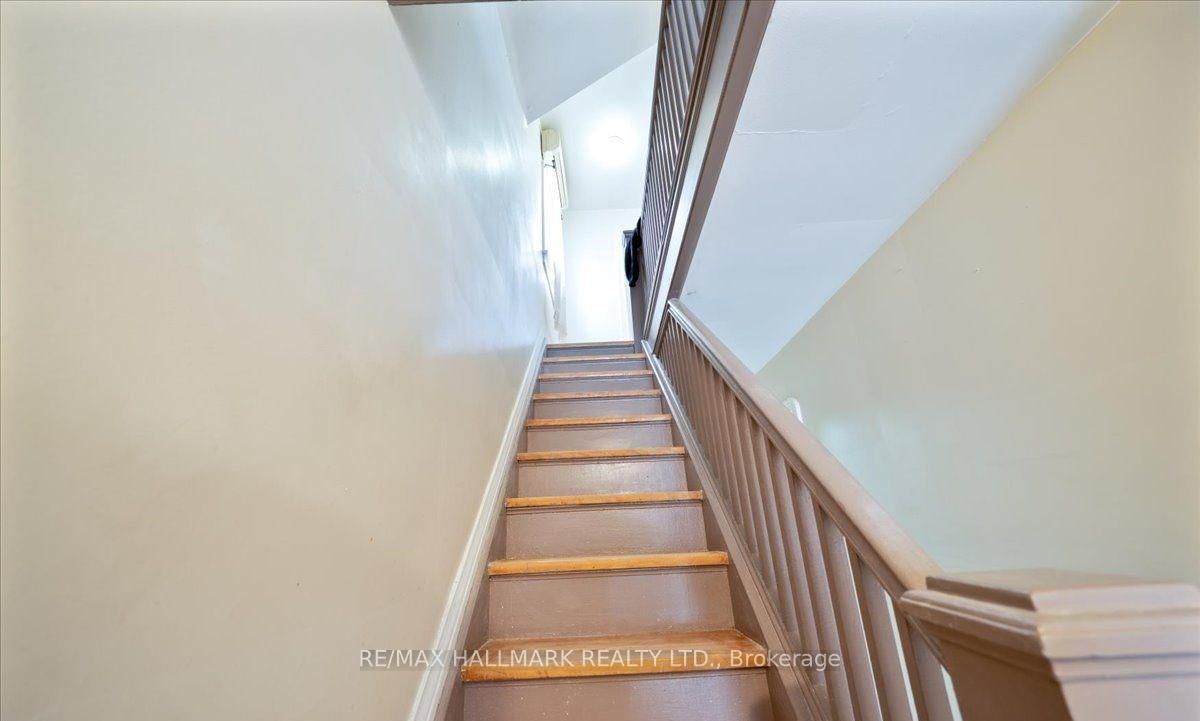 39 Lanark Avenue - Photo 11