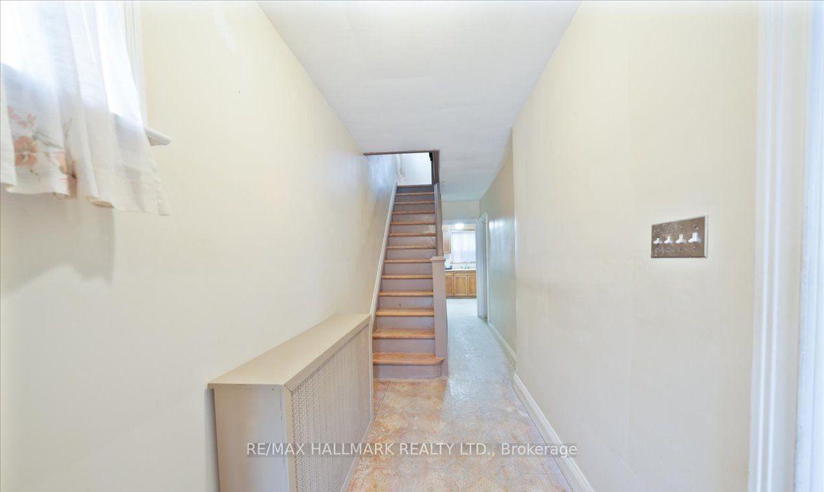 39 Lanark Avenue - Photo 4