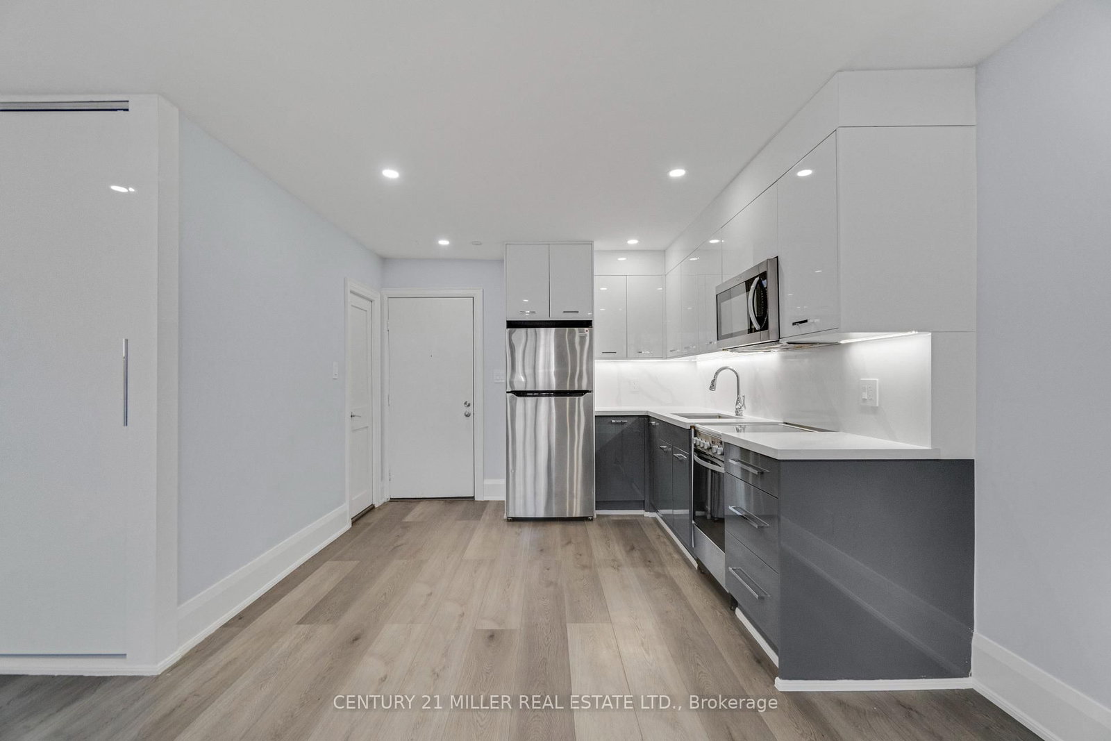 6 Saranac Boulevard, Unit 2 - Photo 6
