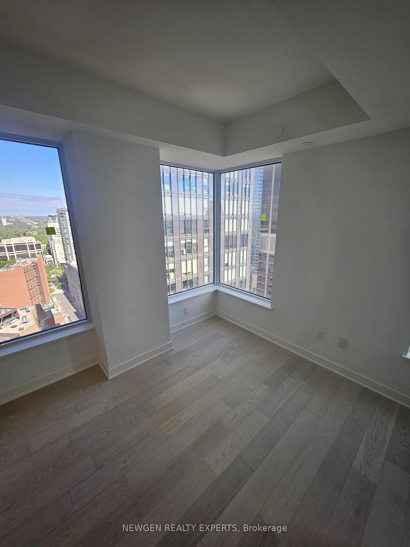 11 Yorkville Avenue, Unit 2609 - Photo 11