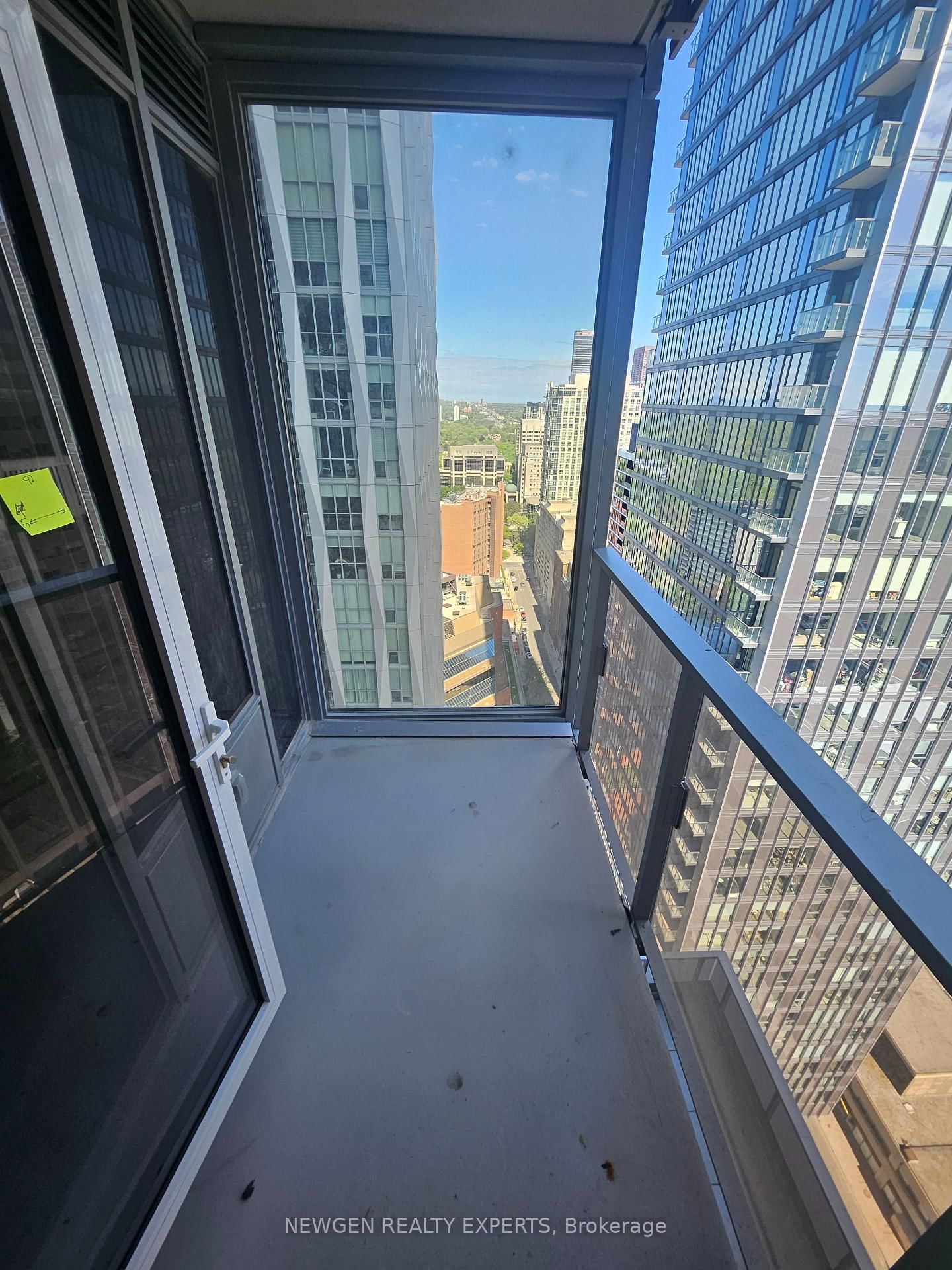 11 Yorkville Avenue, Unit 2609 - Photo 14