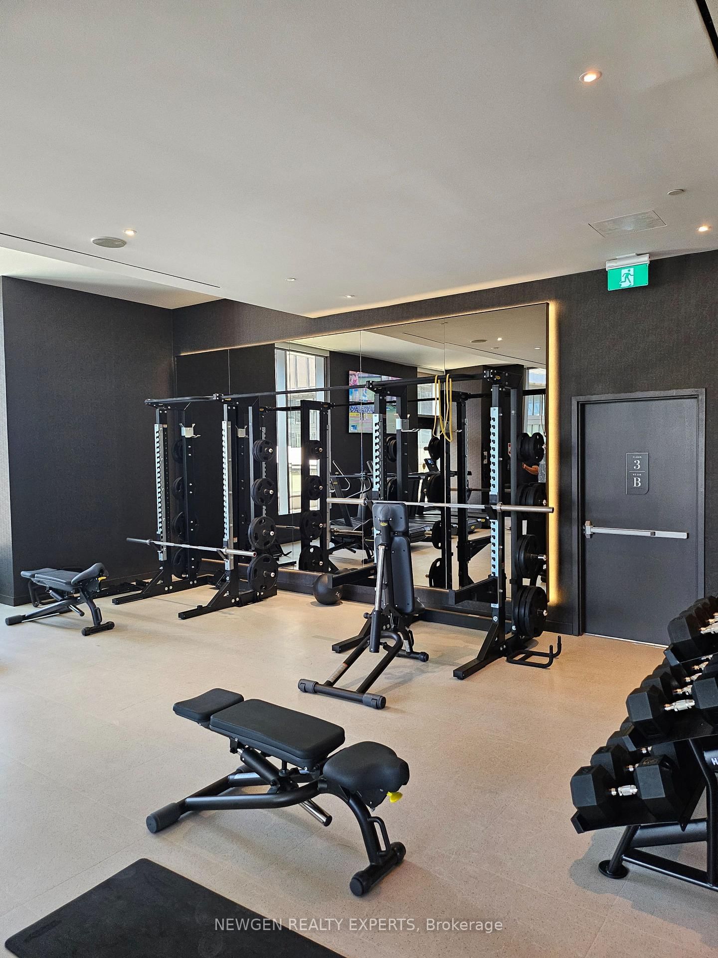 11 Yorkville Avenue, Unit 2609 - Photo 17