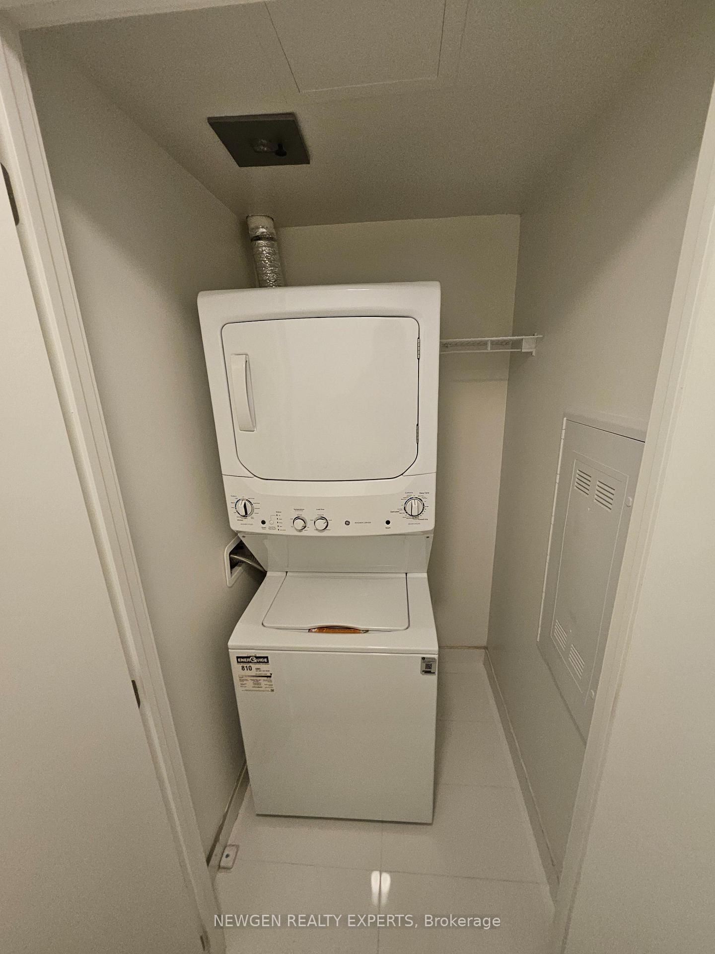 11 Yorkville Avenue, Unit 2609 - Photo 3