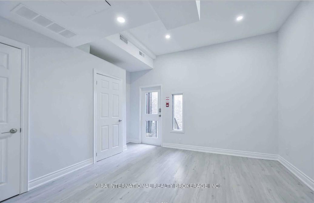 414 Dundas Street E, Unit 202 - Photo 8