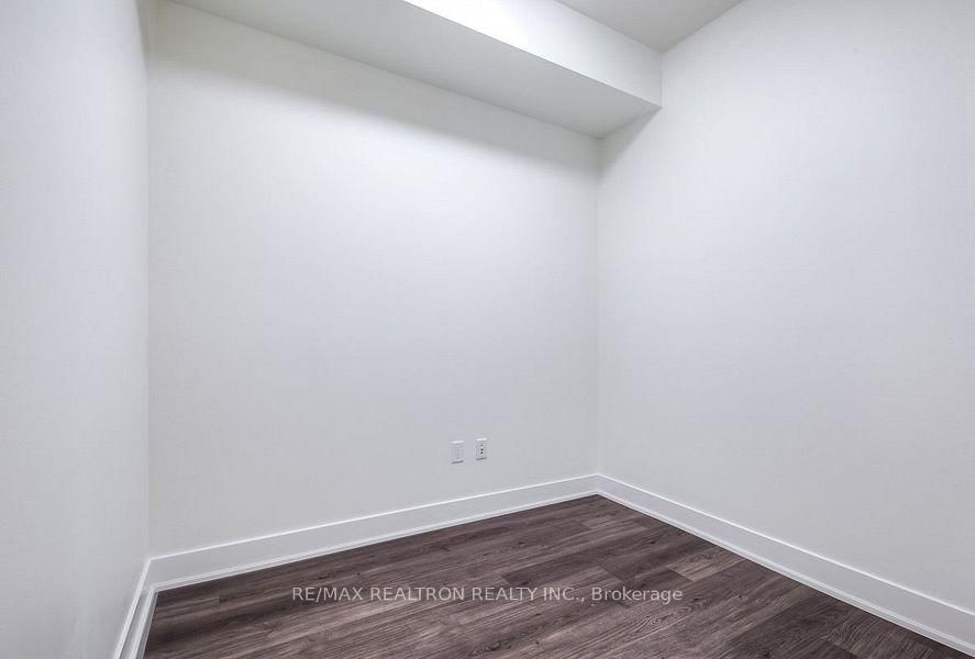 30 Roehampton Avenue, Unit 612 - Photo 14