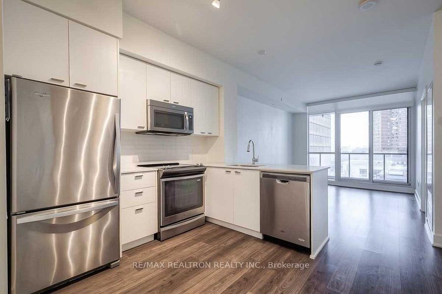 30 Roehampton Avenue, Unit 612 - Photo 3