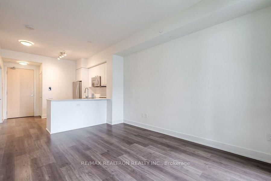 30 Roehampton Avenue, Unit 612 - Photo 7