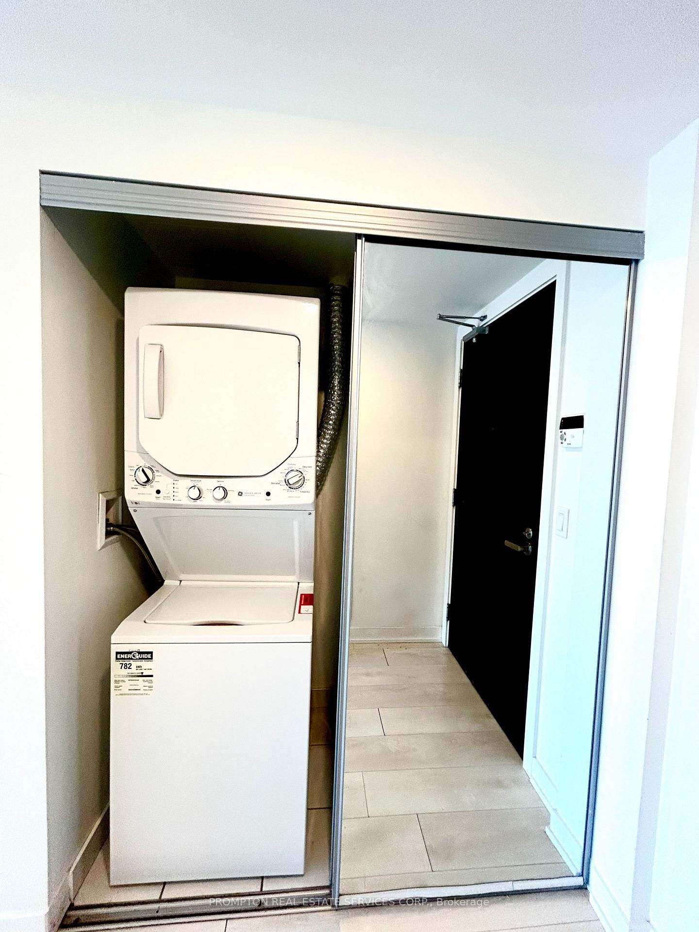 18 Maitland Terrace, Unit 1502 - Photo 9