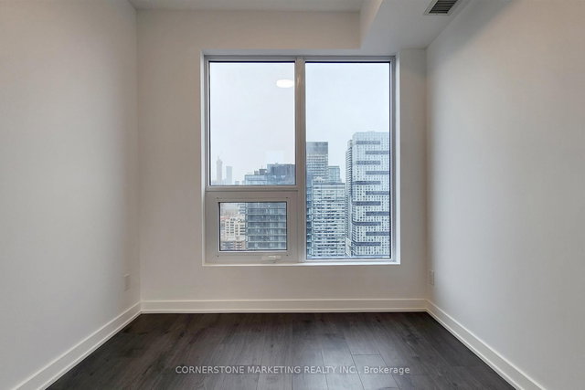3601 - 100 Queen Street E