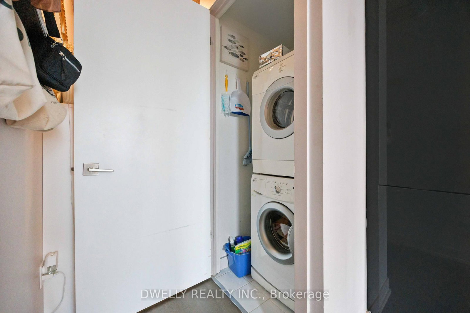 109 Wolseley Street, Unit 204 - Photo 9