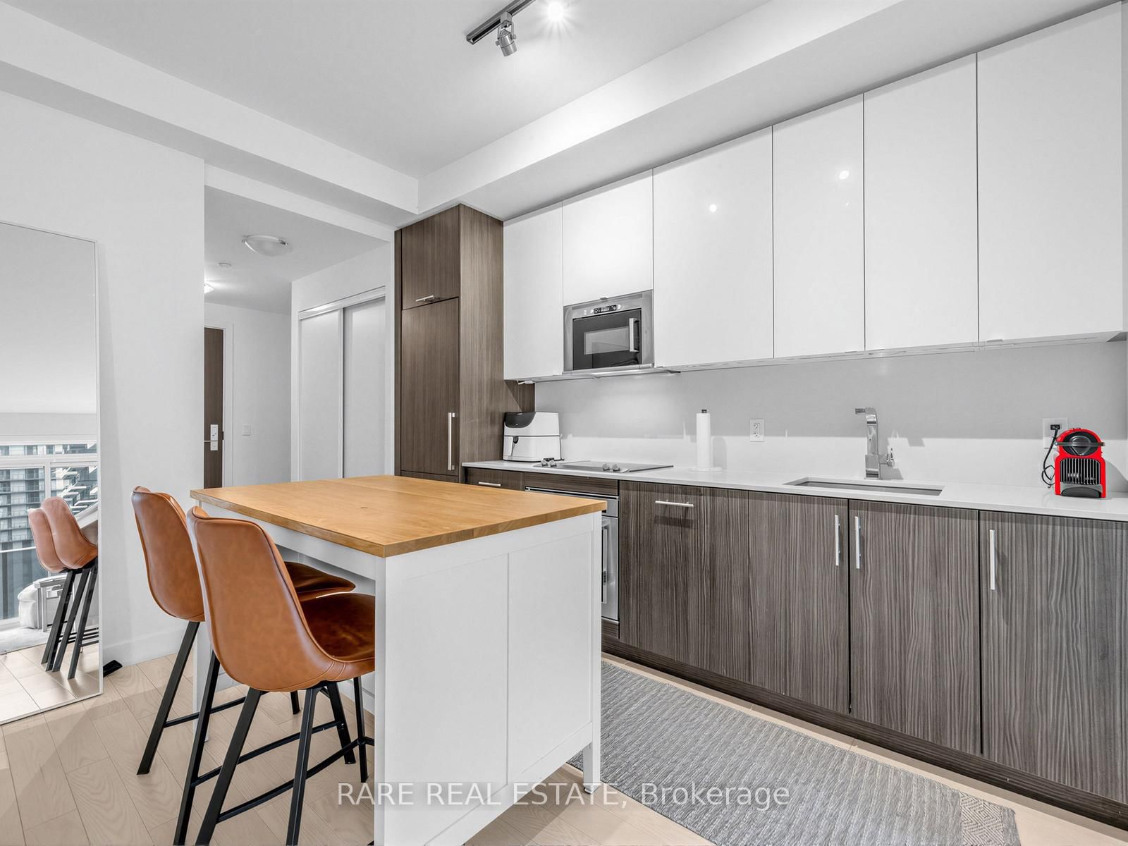 330 Richmond Street W, Unit 2517 - Photo 11