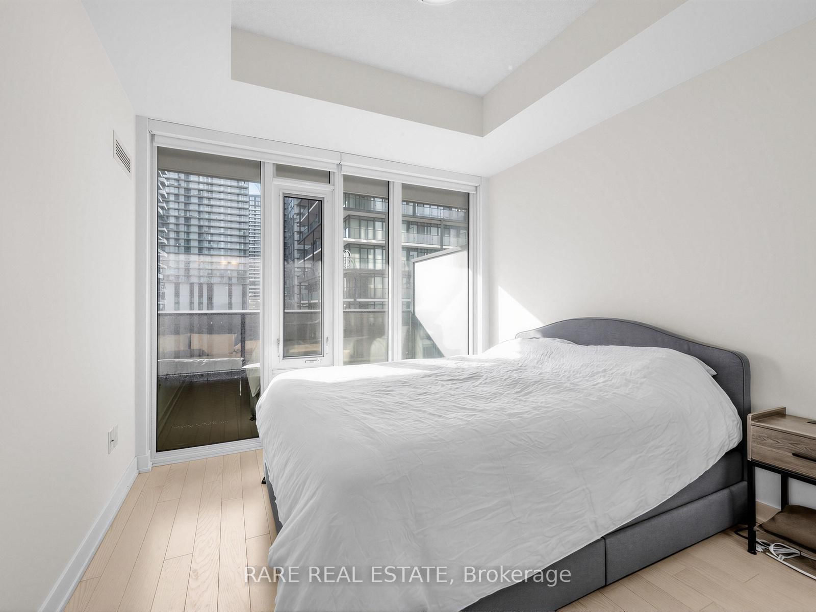 330 Richmond Street W, Unit 2517 - Photo 14