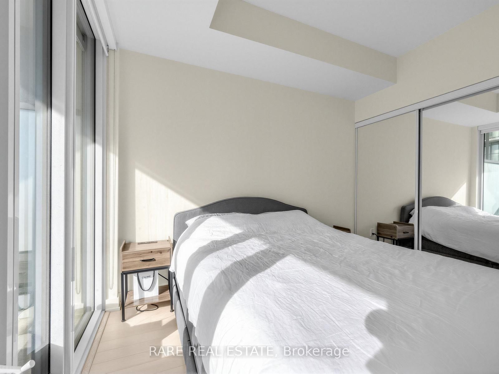 330 Richmond Street W, Unit 2517 - Photo 16
