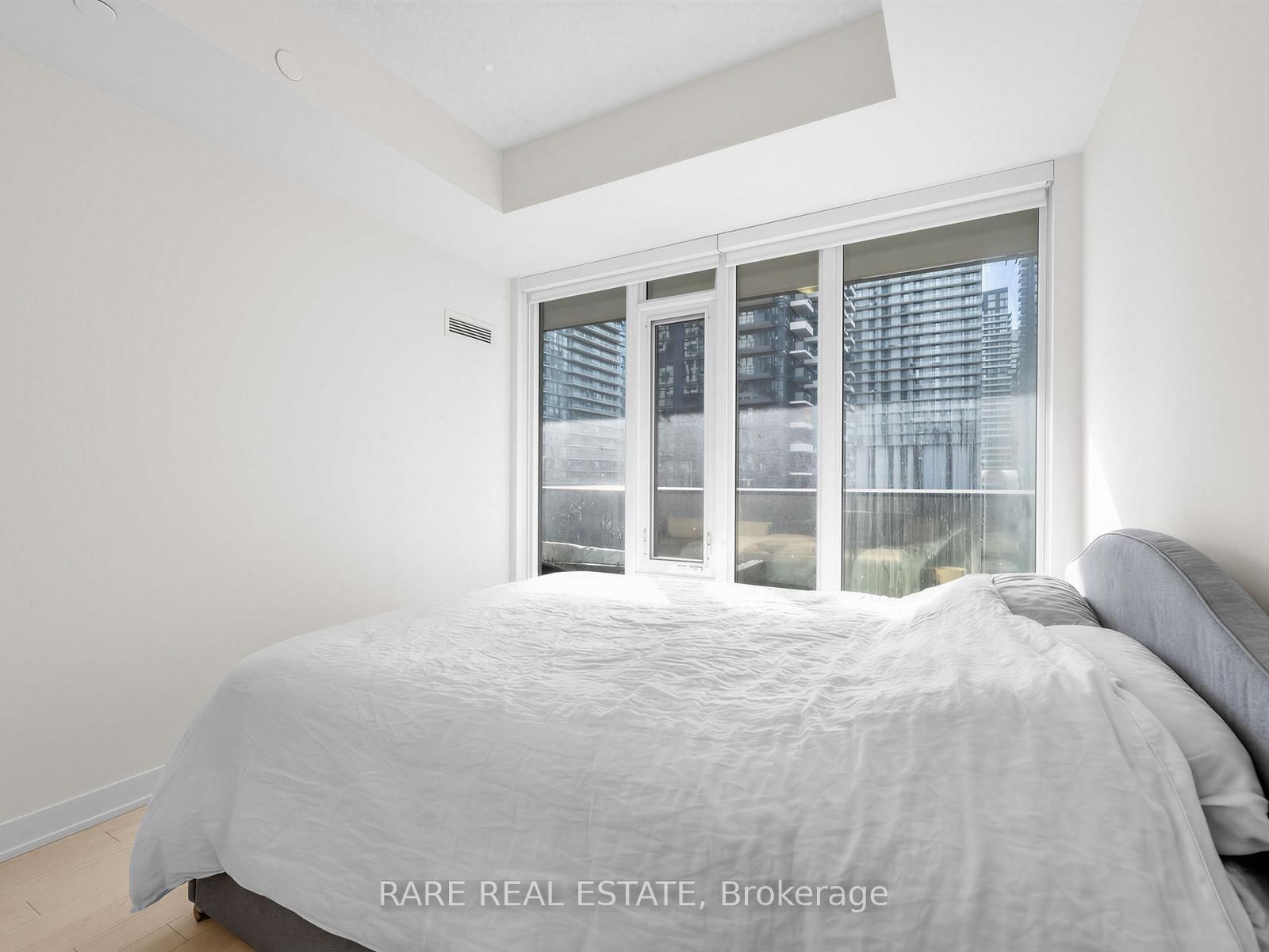330 Richmond Street W, Unit 2517 - Photo 17