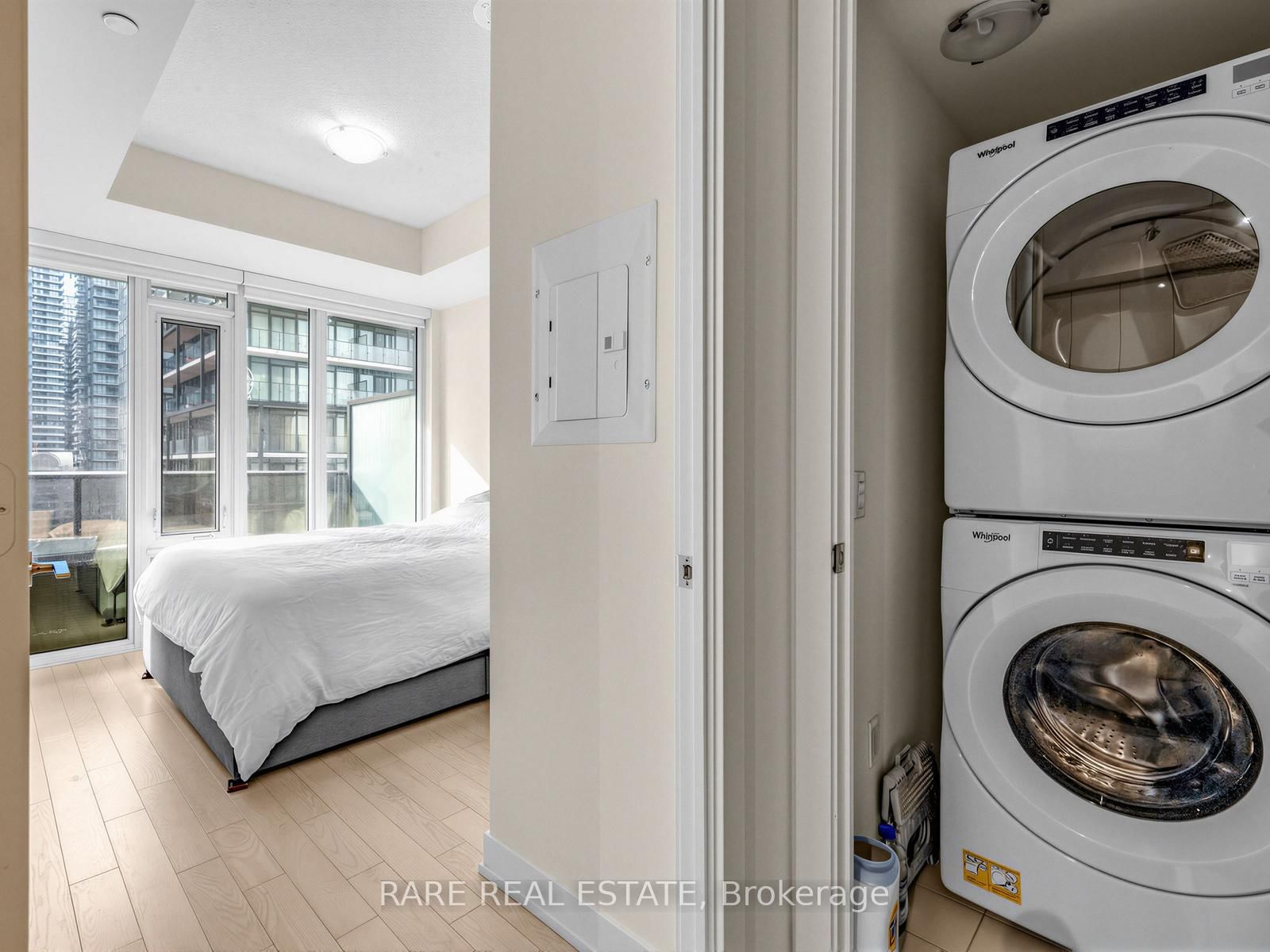 330 Richmond Street W, Unit 2517 - Photo 19