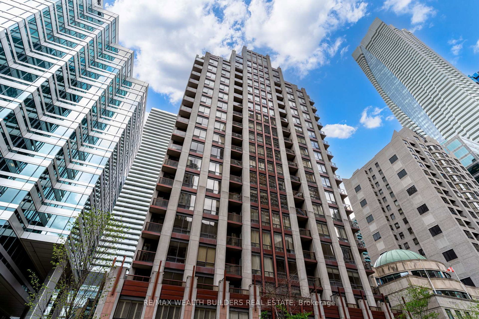 85 Bloor Street E, Unit 1912