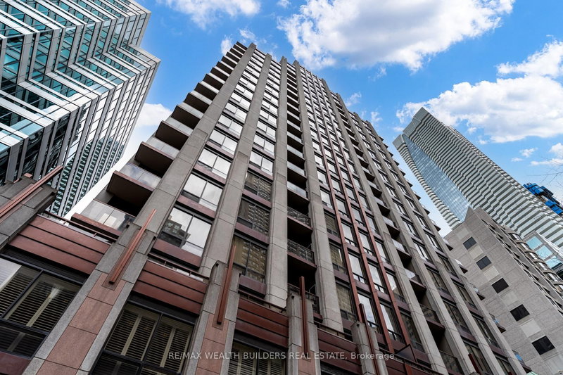 1912 - 85 Bloor St E, Toronto, M4W 3Y1 | Image 2