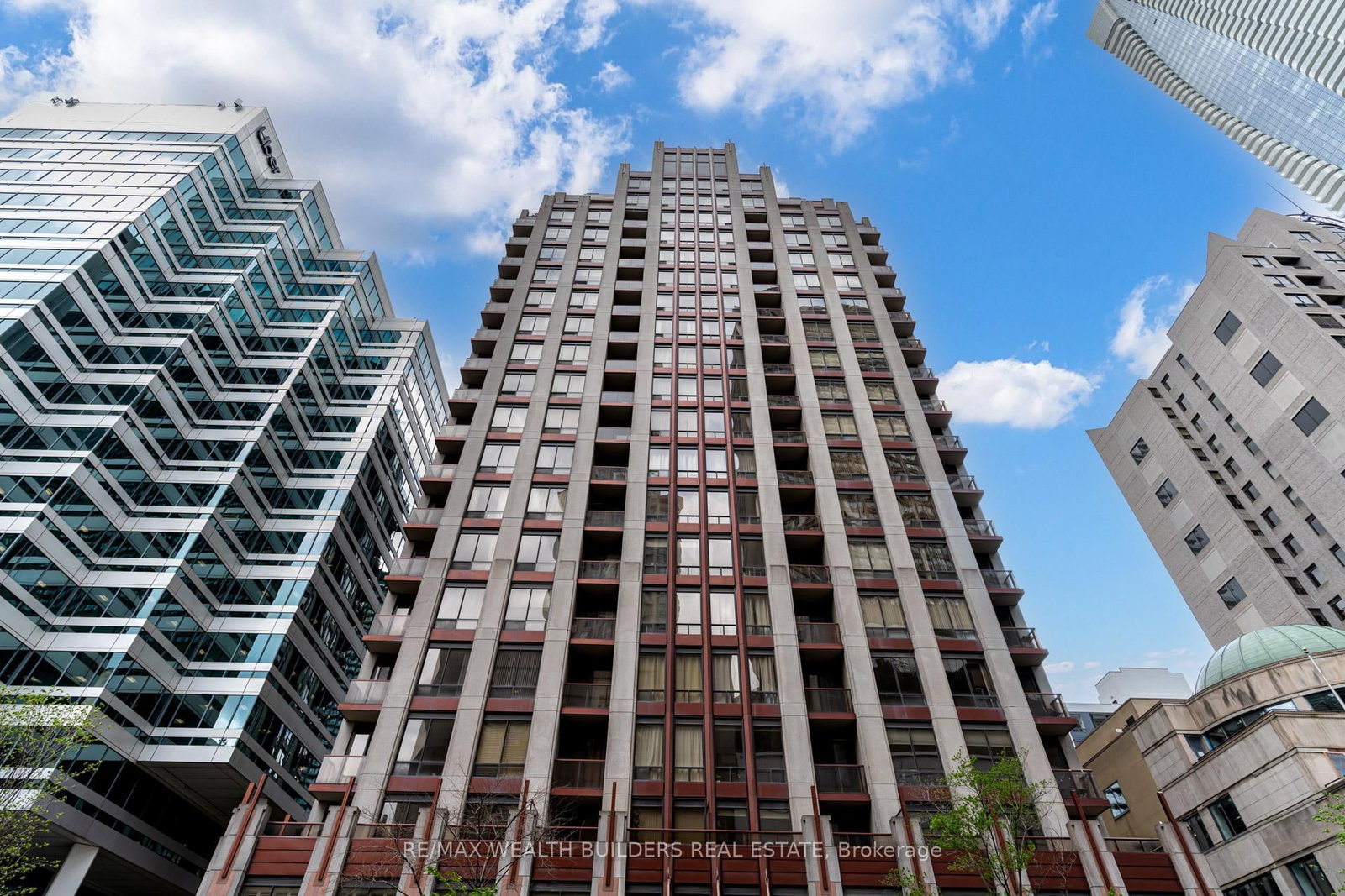 85 Bloor Street E, Unit 1912 - Photo 3