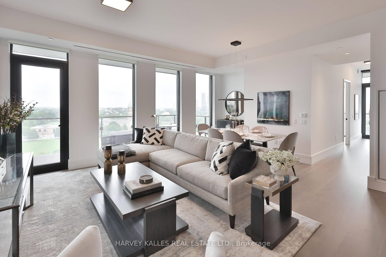 215 Lonsdale Road, Unit 1804