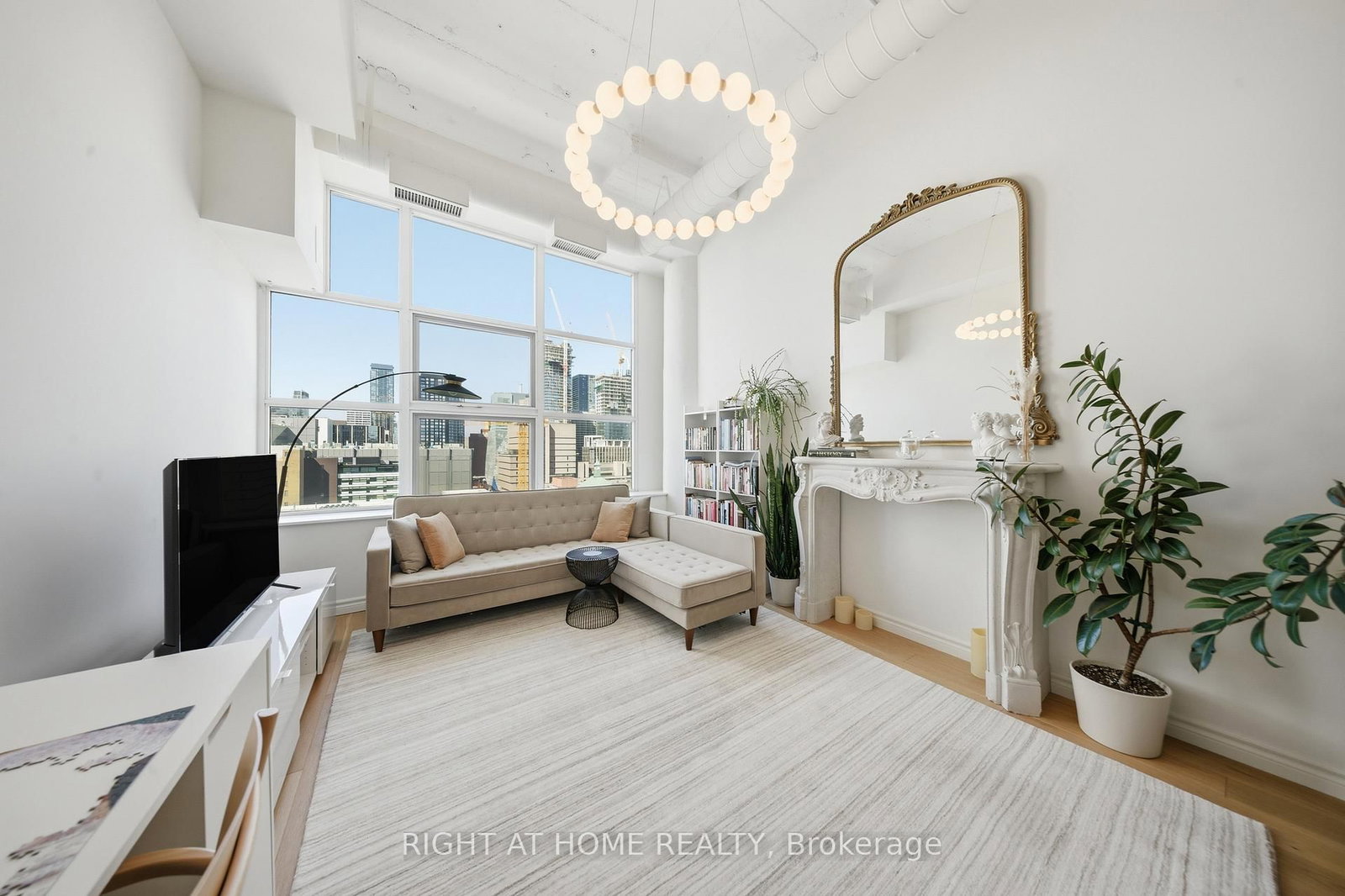 155 Dalhousie Street, Unit 1011 - Photo 13