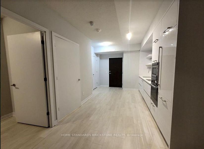 2221 Yonge Street S, Unit 1104 - Photo 2