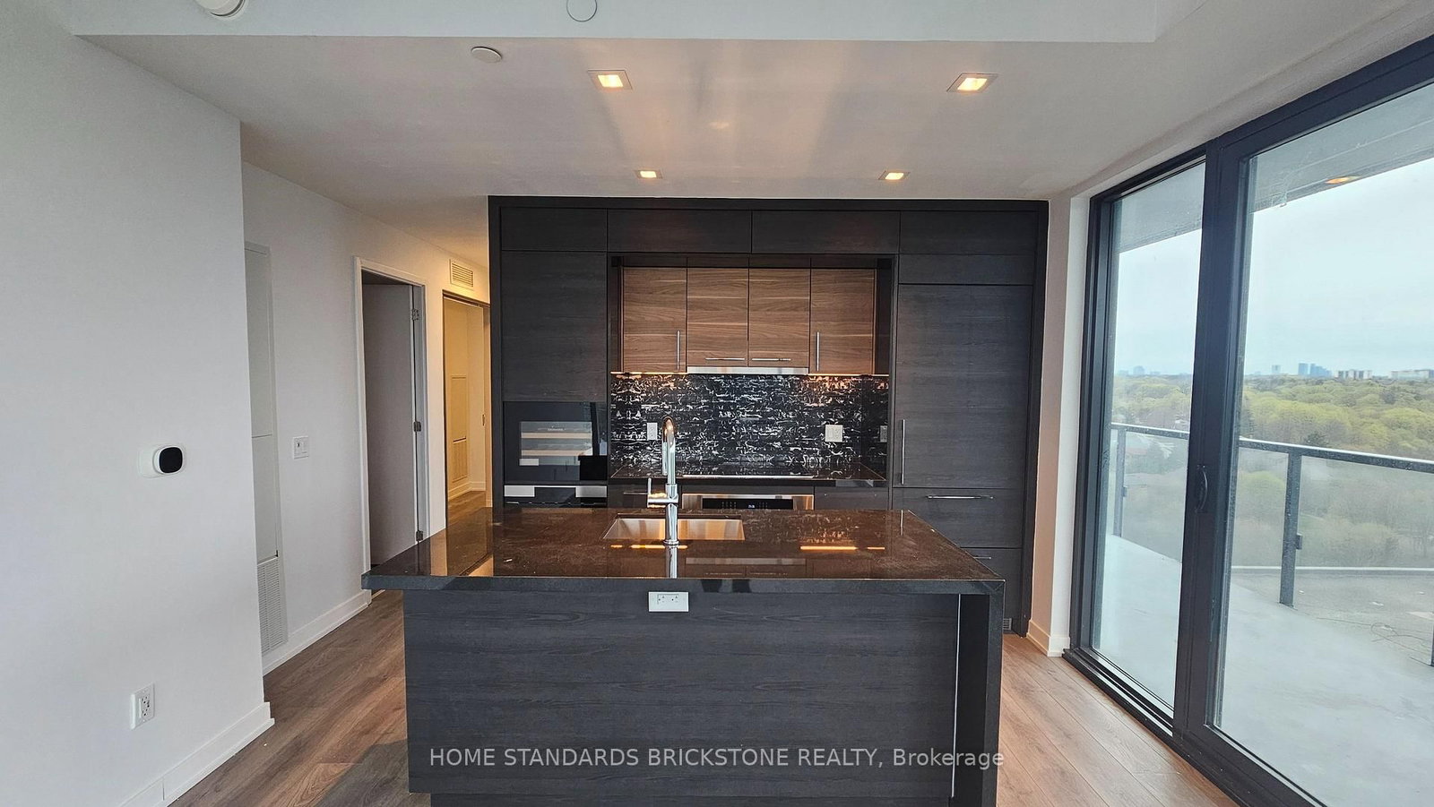 Condo for lease at 1603-29 Green Trail Court, Toronto, Ontario, M2K 0J9 - Bayview Village - MLS: C13059520