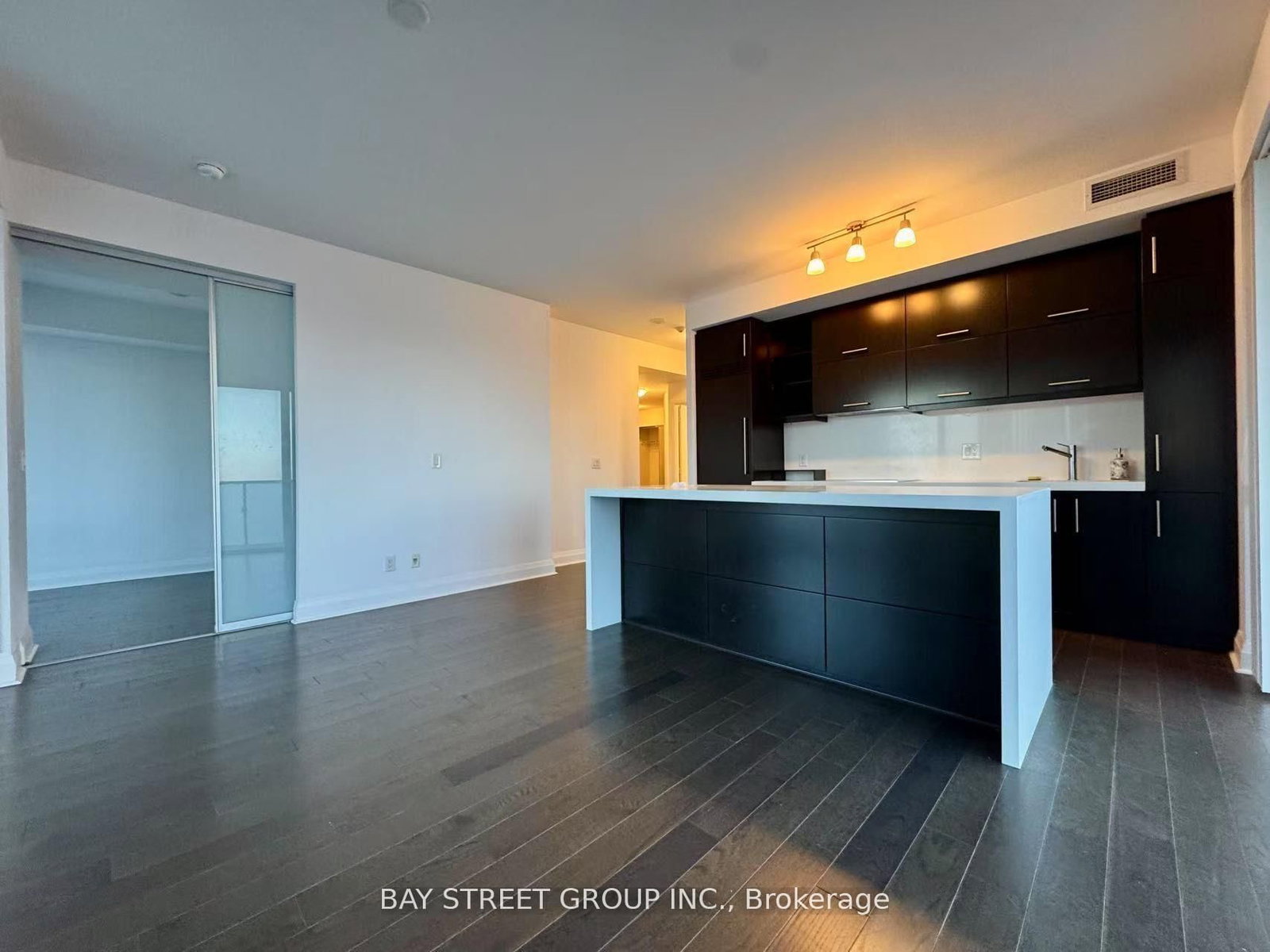 1080 Bay Street, Unit 3310 - Photo 2