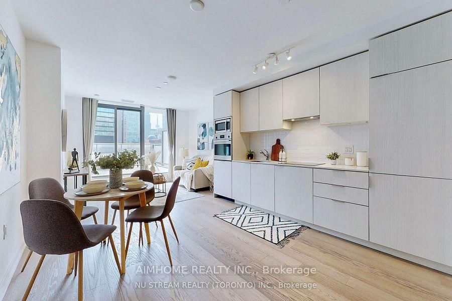 11 Wellesley Street W, Unit 605 - Photo 3