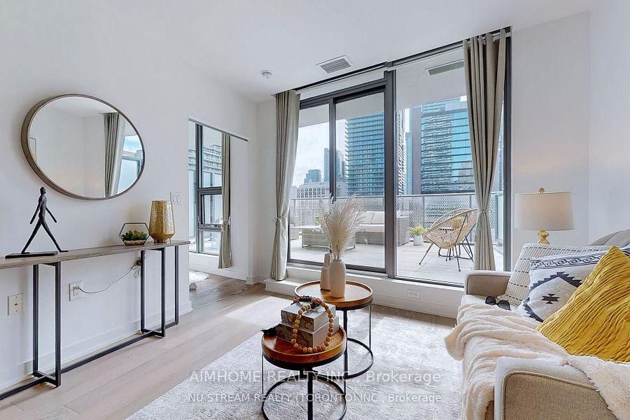 11 Wellesley Street W, Unit 605 - Photo 5